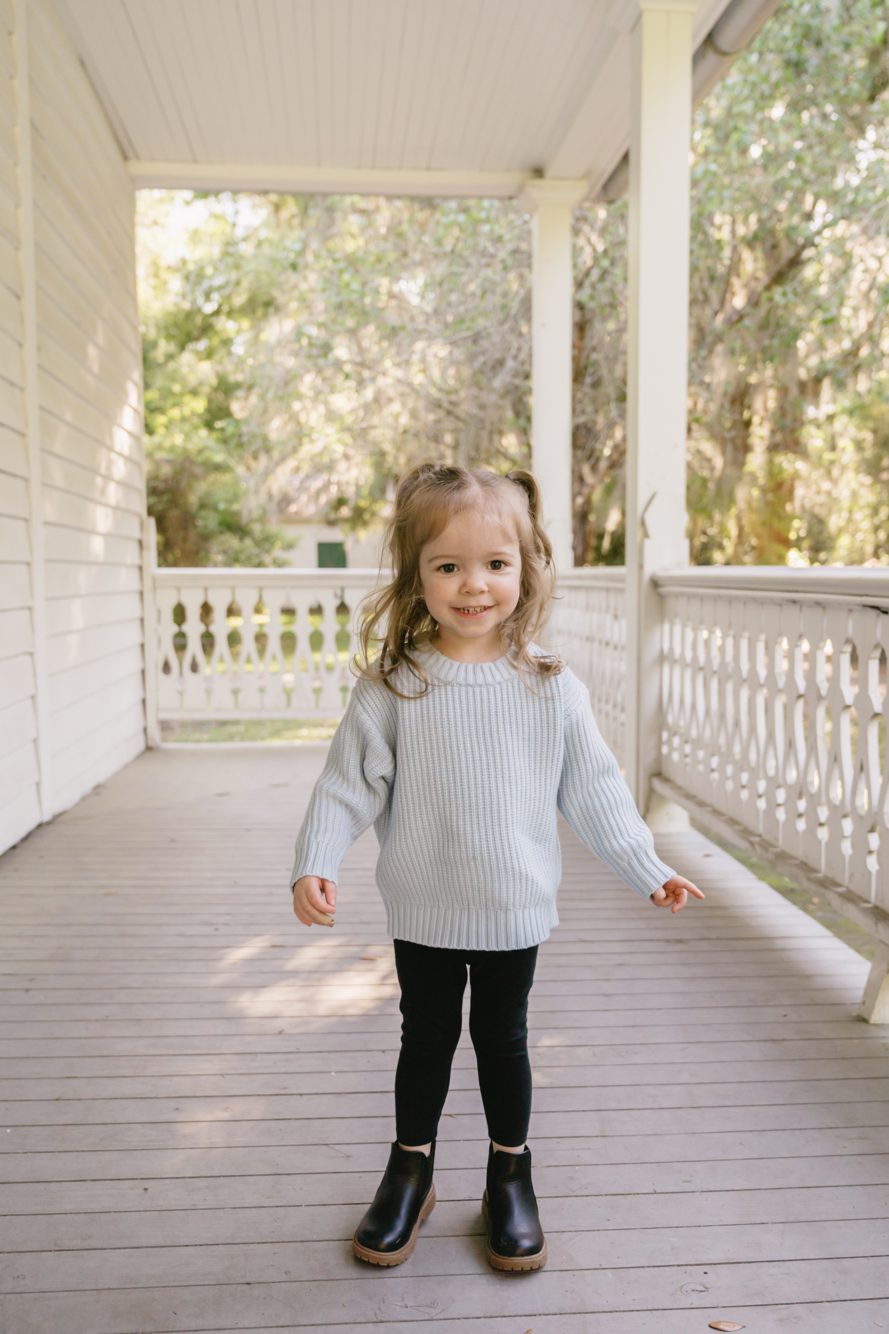 Portraits by the historic houses of Walter Jones Park, Jacksonville by Lee Photo + Video