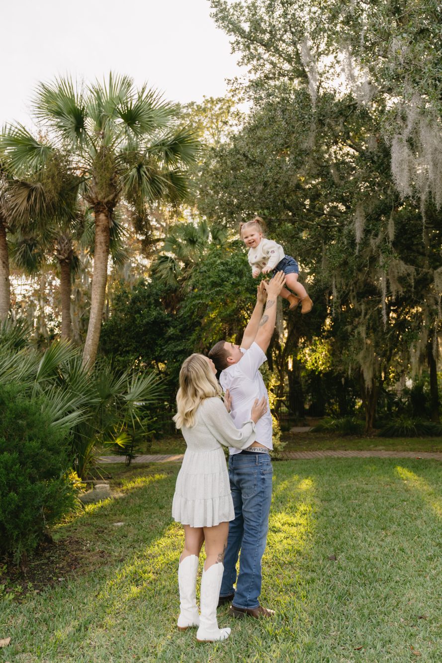 Family photo session at the gazebo in Yacht Basin Park, Riverside Jacksonville FL