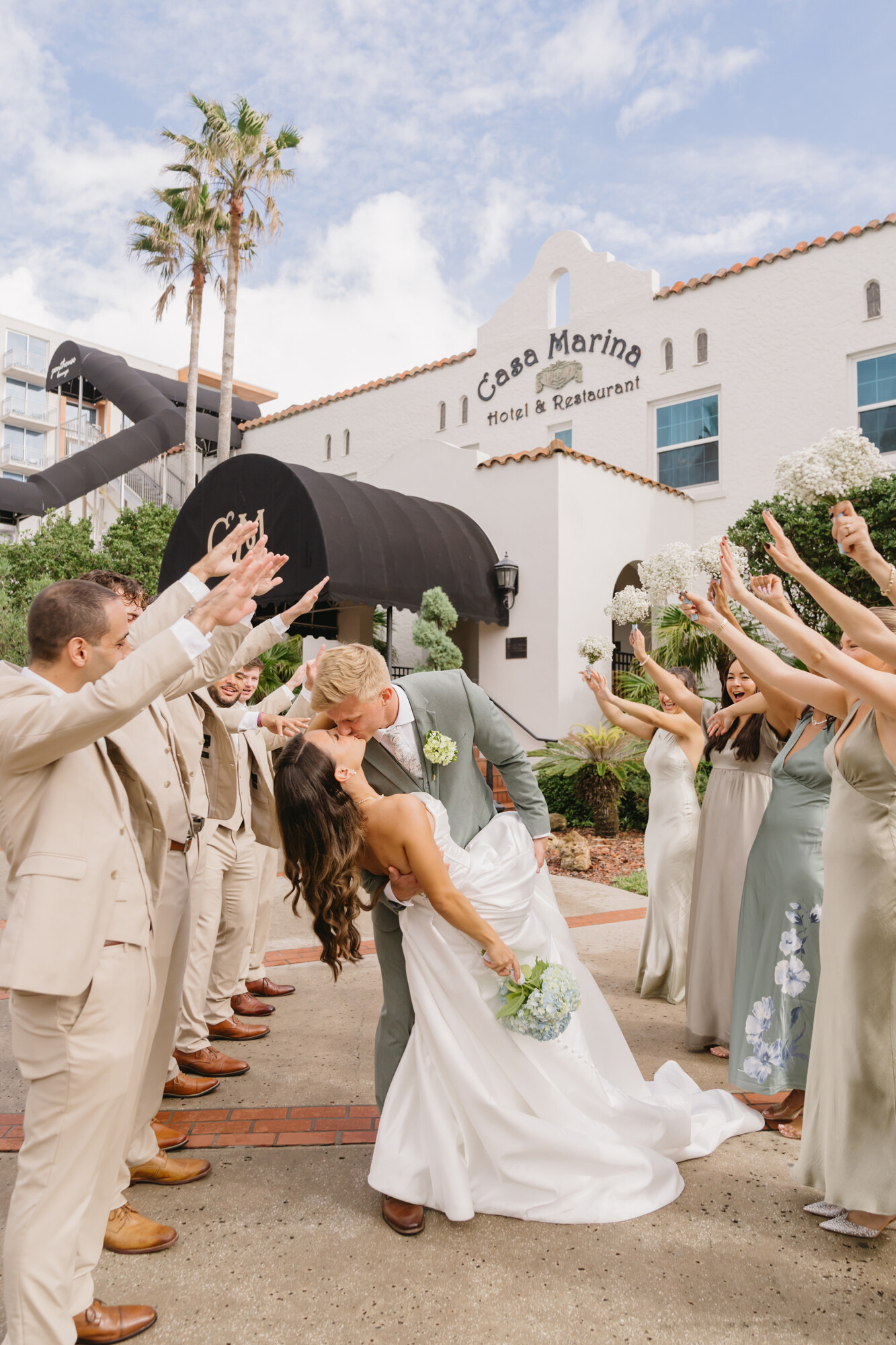 Bride and groom first look at Jacksonville wedding